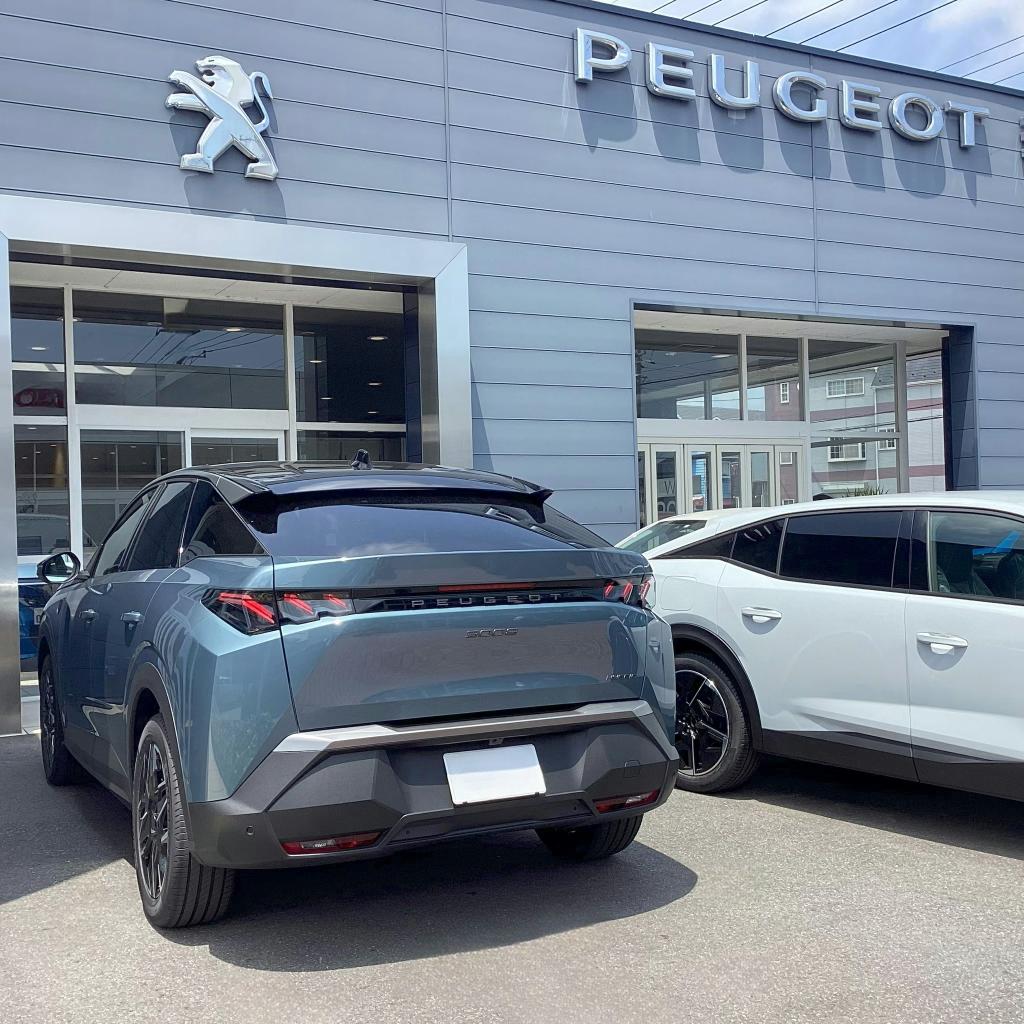 NEW3008 デビュー　～その車は、悦びを、美しく革新する～