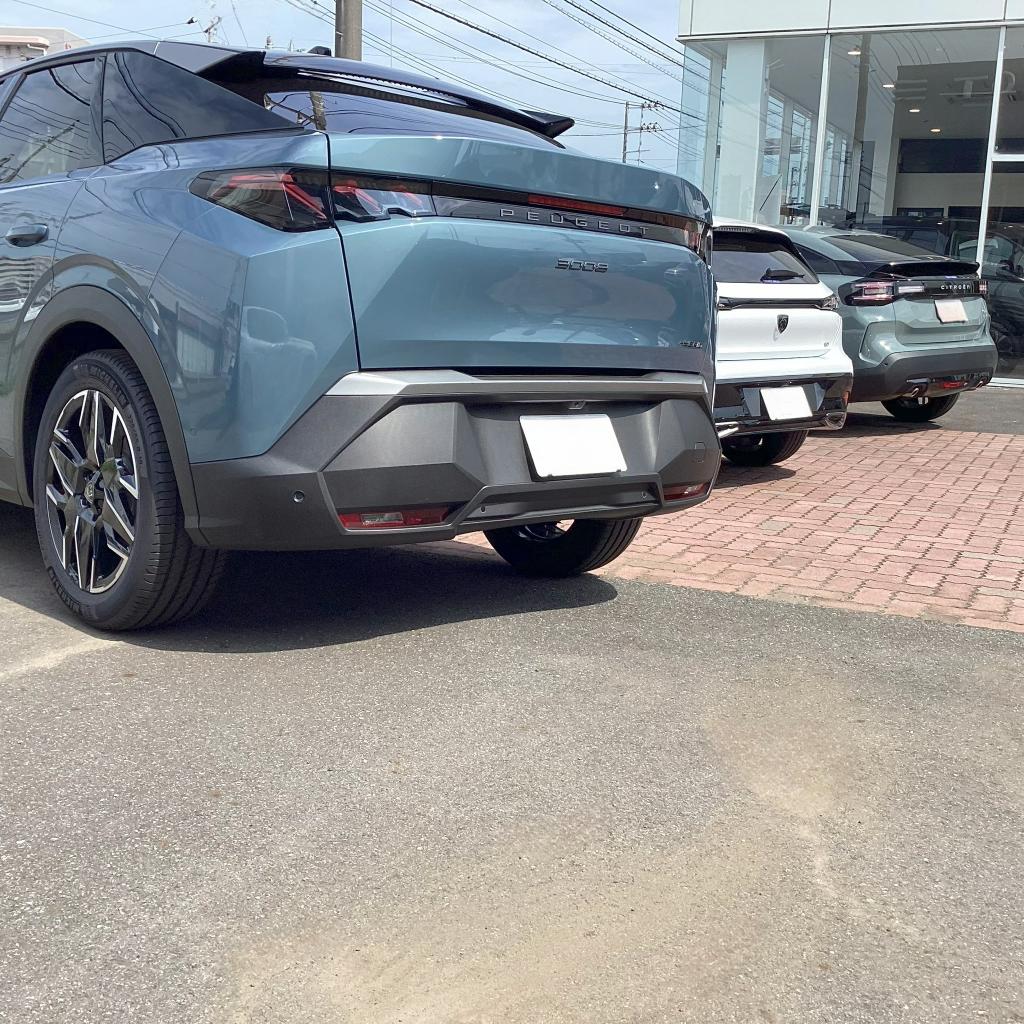 WHY PEUGEOT’S HYBRID?