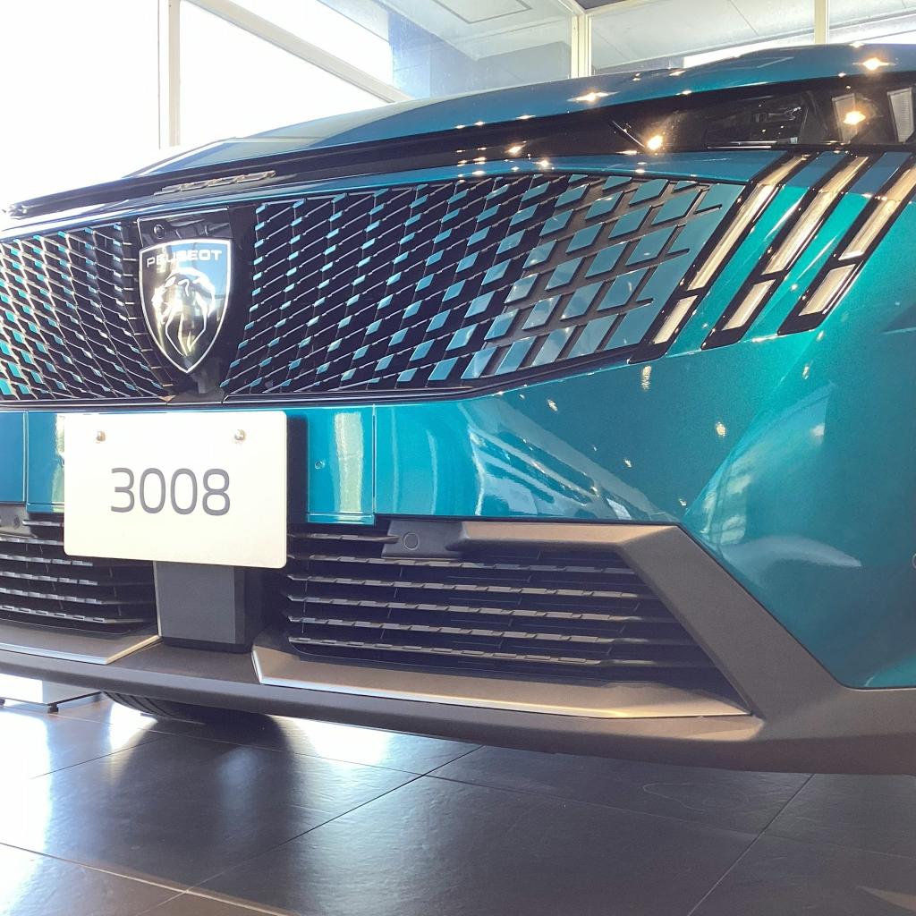 PEUGEOT 3008　エクステリア