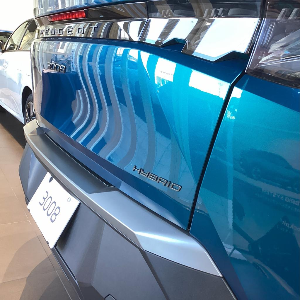 PEUGEOT 3008　エクステリア