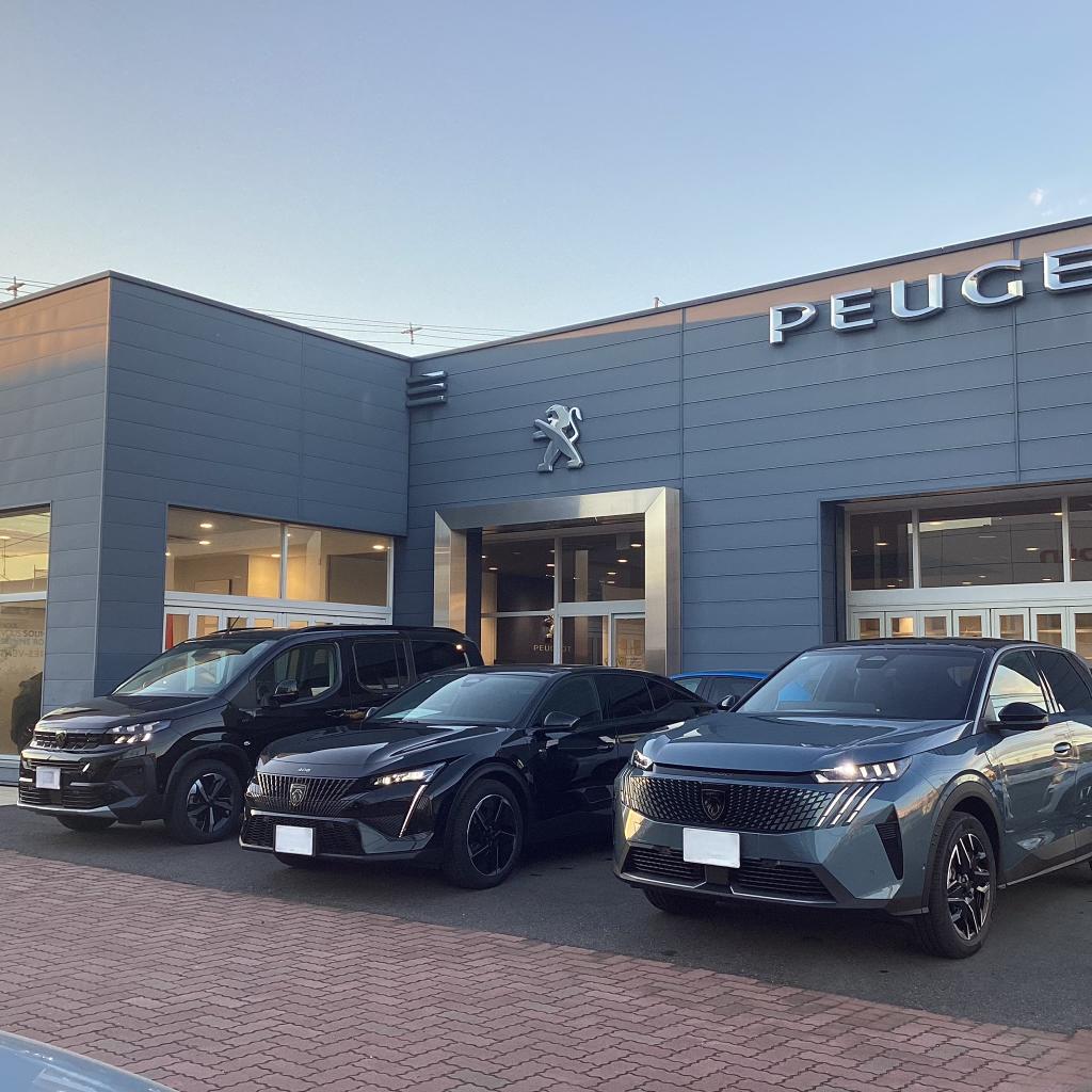 明日から… 3008 GT HYBRID Black Edition… デビューフェア！！