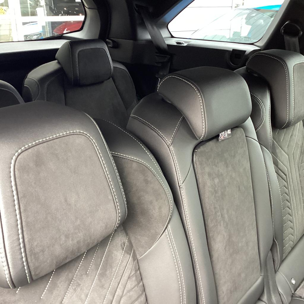 NEW 5008 ～柔軟な室内空間～　