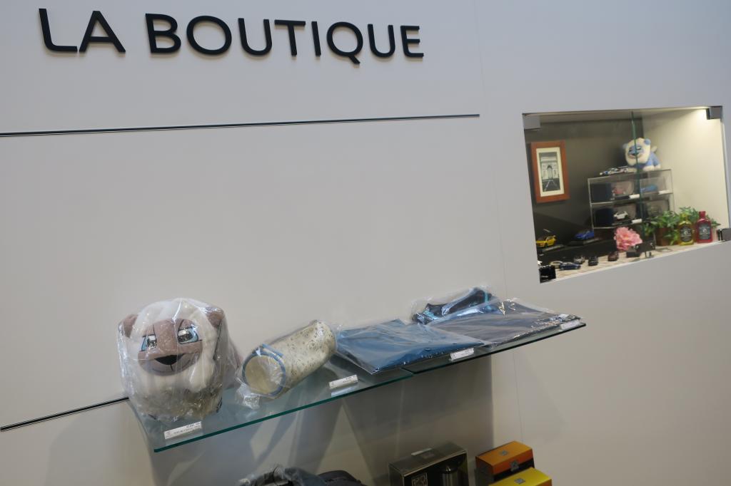 PEUGEOT守谷のLA BOUTIQUE