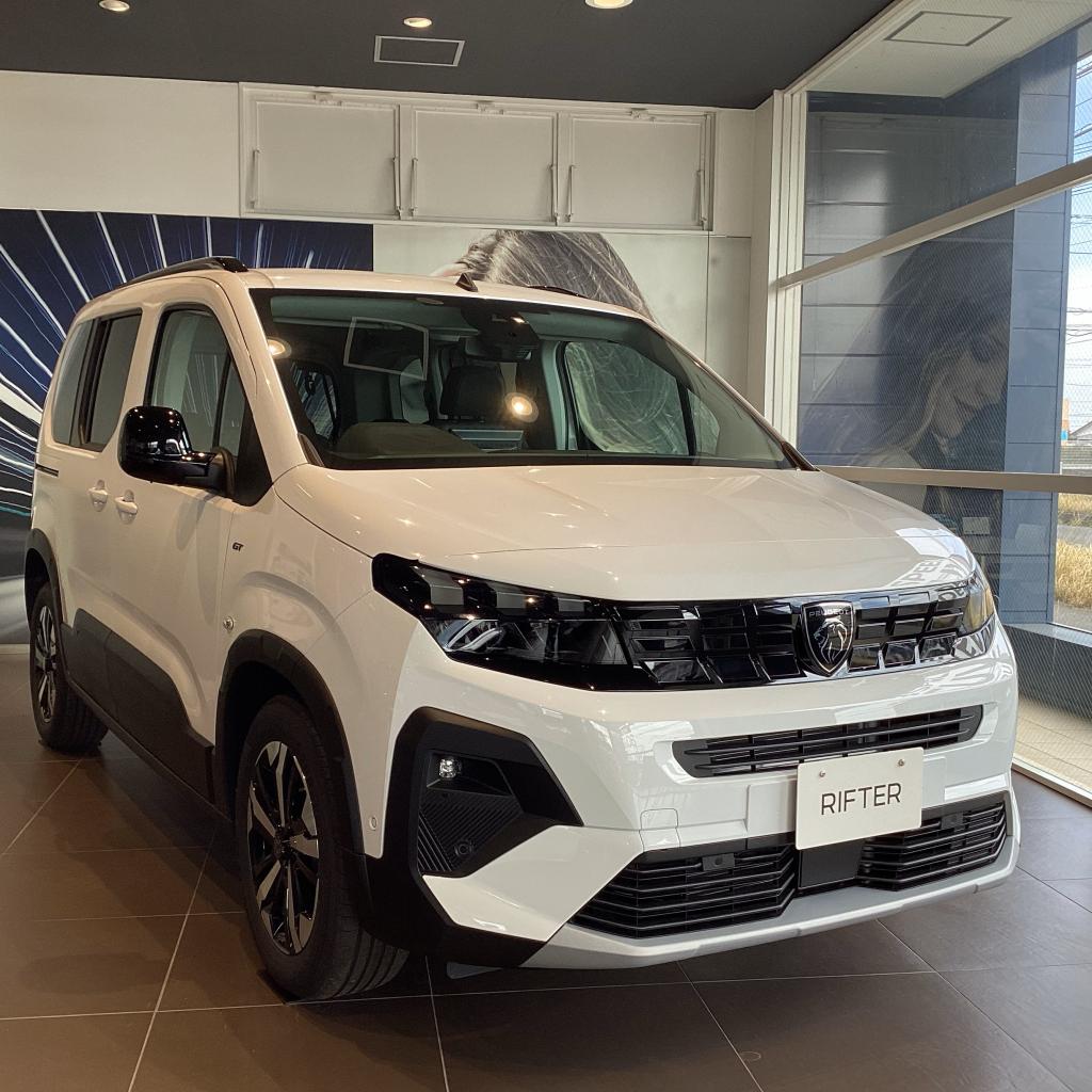 【PEUGEOT守谷】10月特選車！RIFTER（5シート）特別ご奉仕中♪