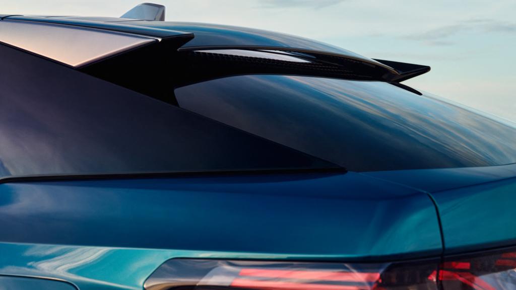 NEW3008　～日本カー・オブ・ザ・イヤー　10べストカー～