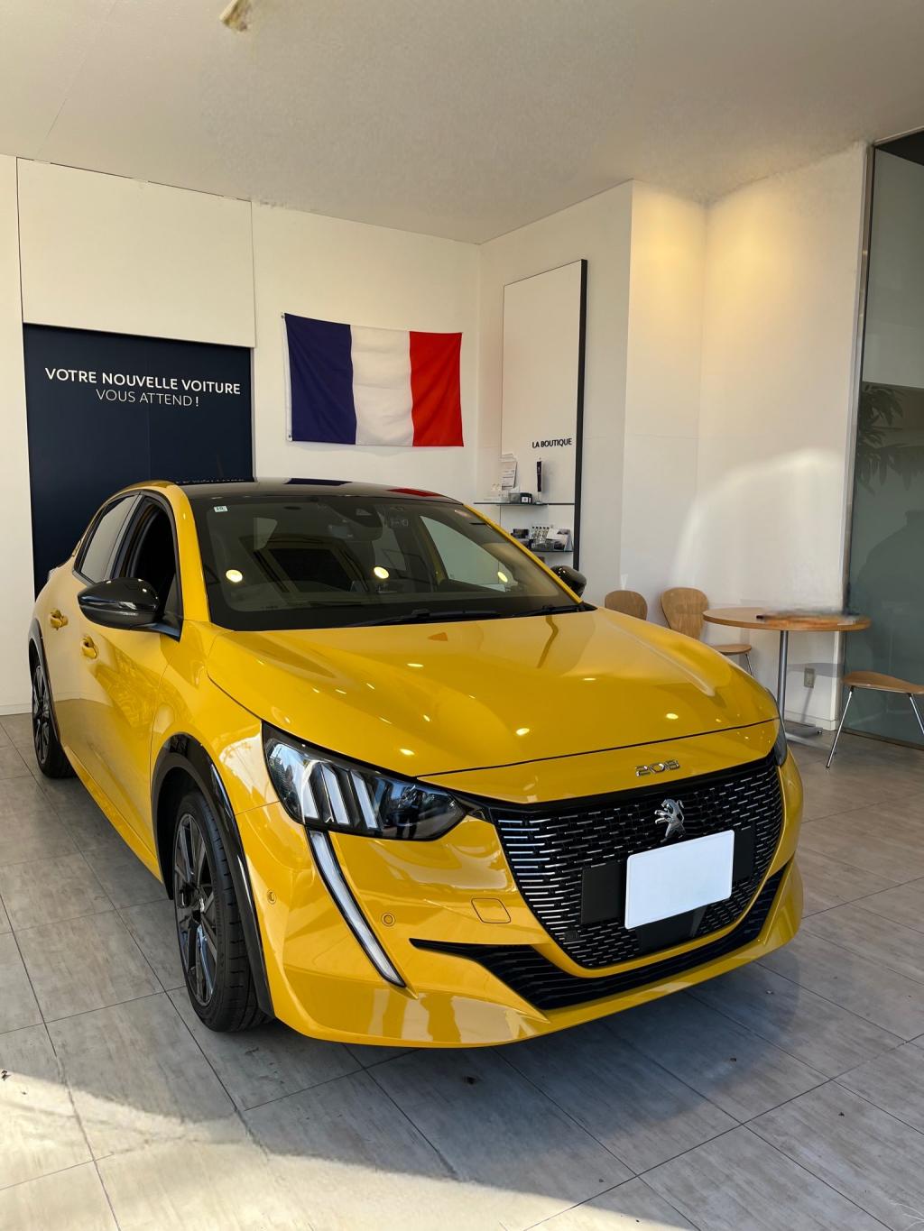 S様ご納車（PEUGEOT 208）